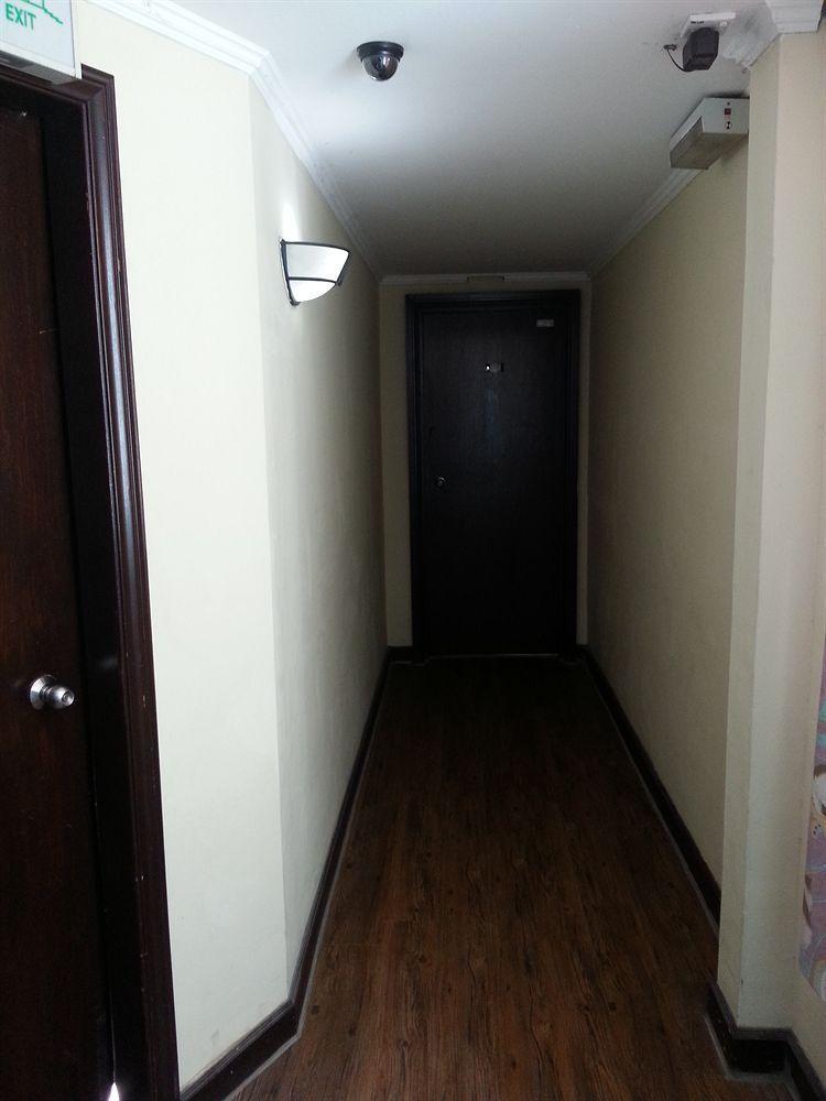 Hotel Iskandar Kota Kinabalu Bagian luar foto